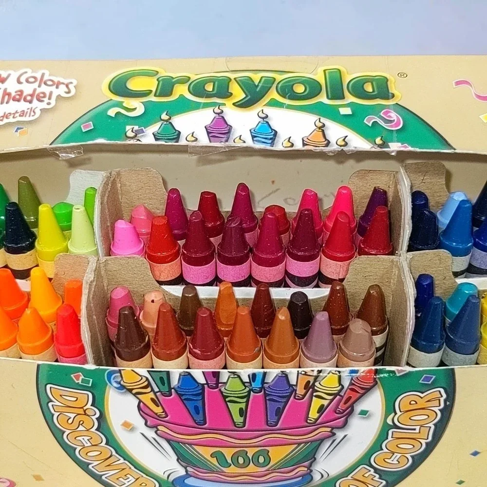 VTG Crayola Special Edition 100 Years of Color 100 Crayons 2002 Collectible Box
